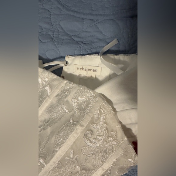 V. Chapman Nigella Dress in White (Bridal/casual/bachelorette party). - Picture 5 of 11